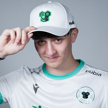 Load image into Gallery viewer, Reply Totem White Cap
